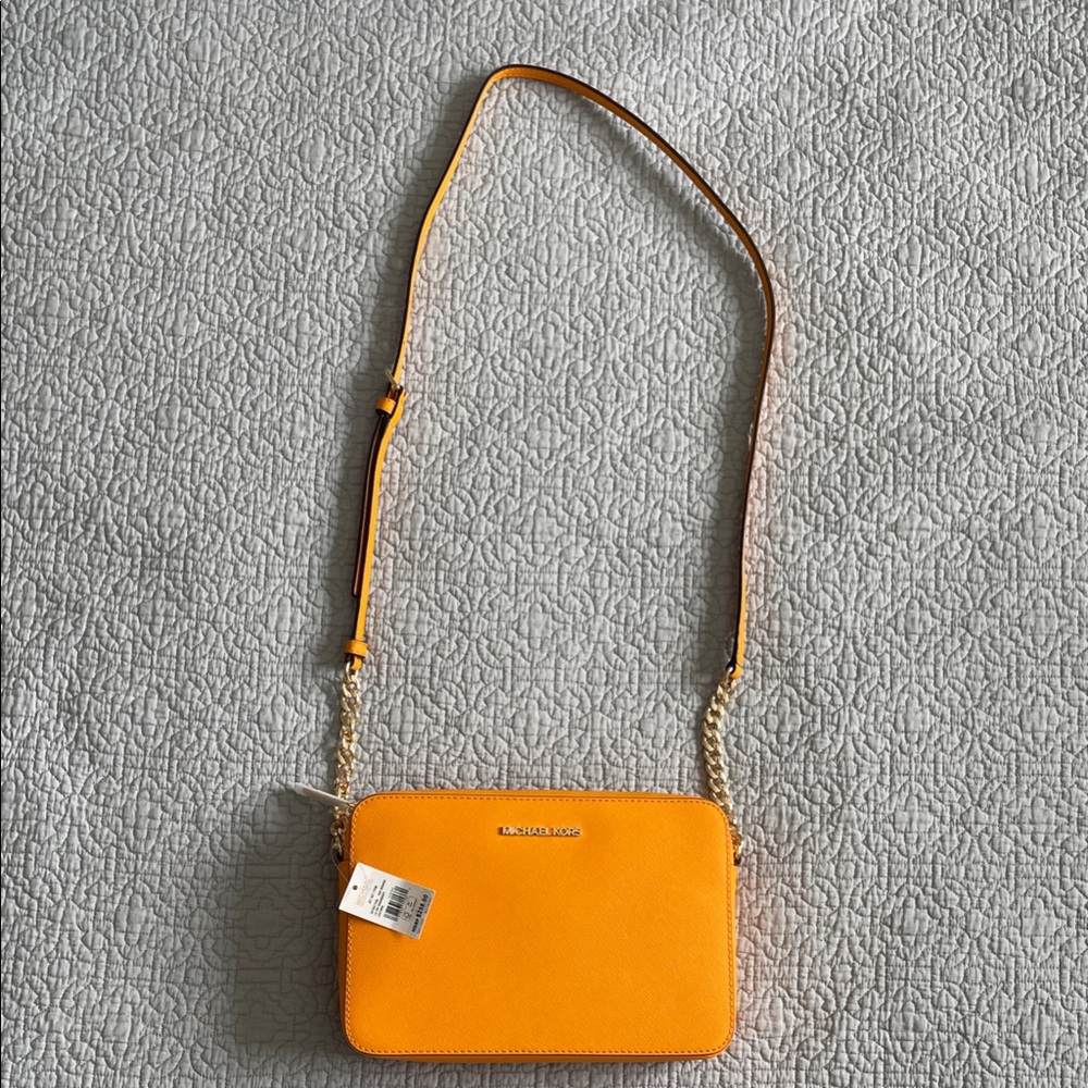 Michael Kors Structured Leather  Bag Crossbody Pop Orange Gold Chain Lg Jet Set - Picture 2 of 13